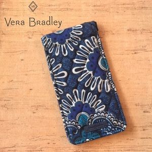 Vera Bradley Sunglass Sleeve: Blue Tapestry
